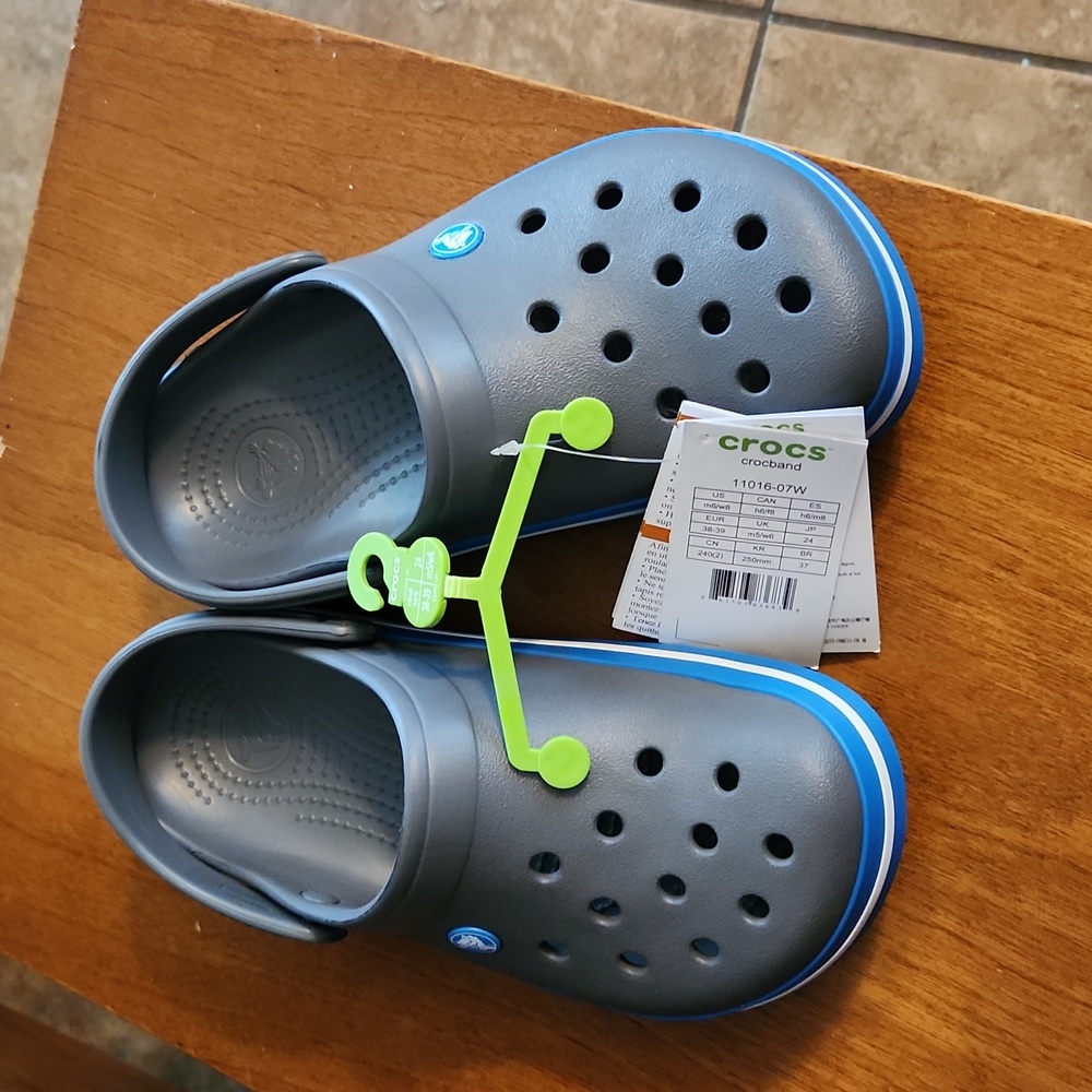 Crocs sandals - Picture 2 of 3